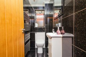 Photo 16- click for photo gallery